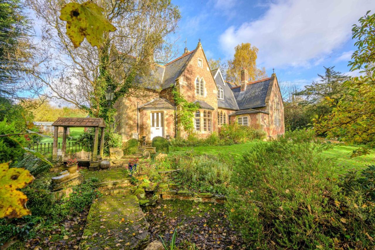 Country House With 7 Bedrooms And 3 Buildings Market Rasen Bagian luar foto