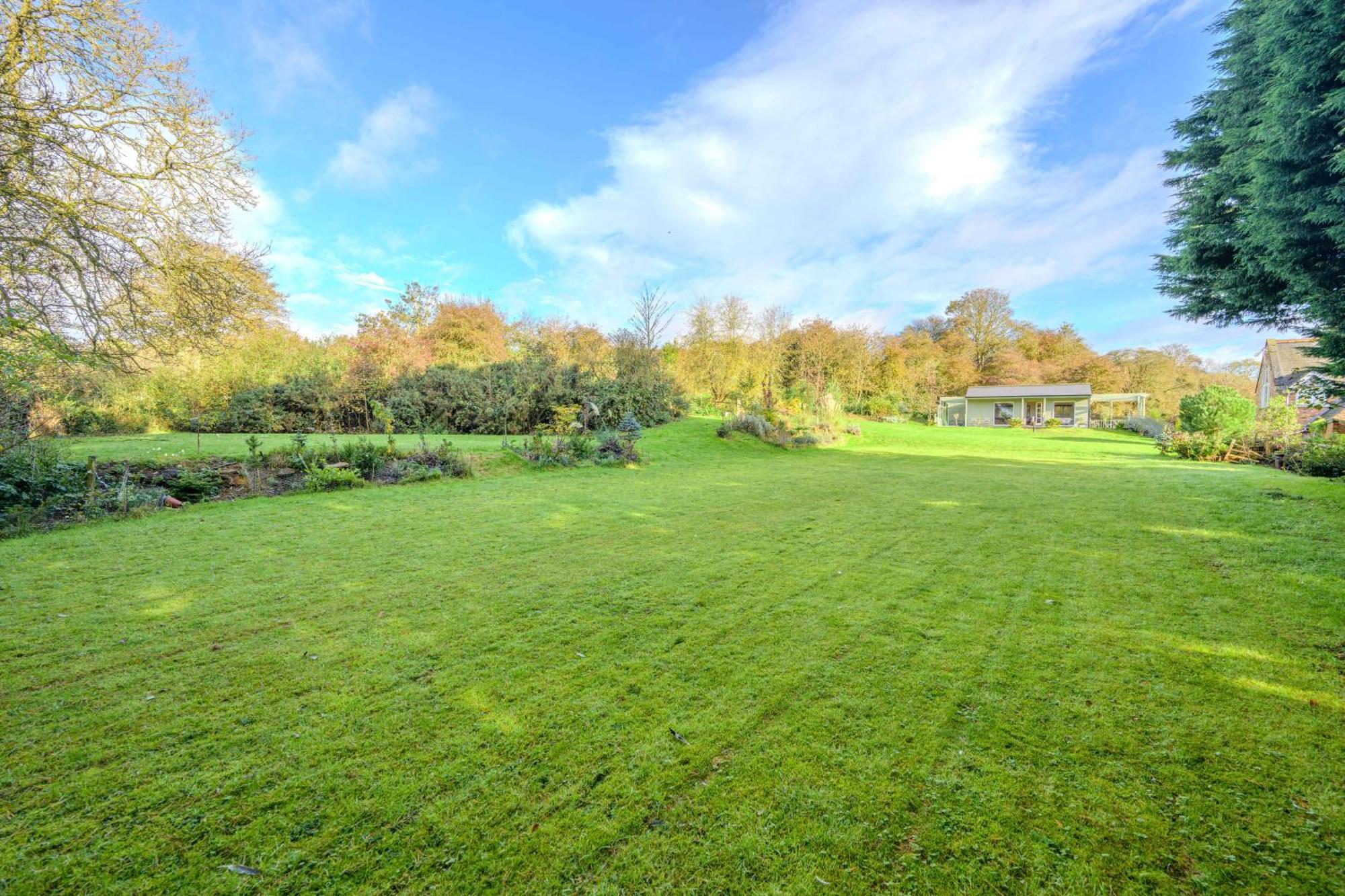 Country House With 7 Bedrooms And 3 Buildings Market Rasen Bagian luar foto