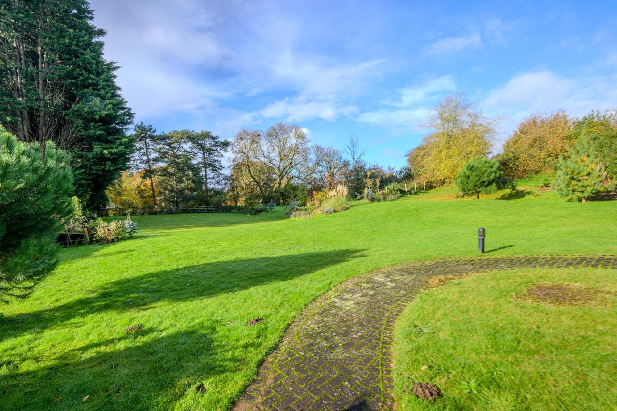 Country House With 7 Bedrooms And 3 Buildings Market Rasen Bagian luar foto
