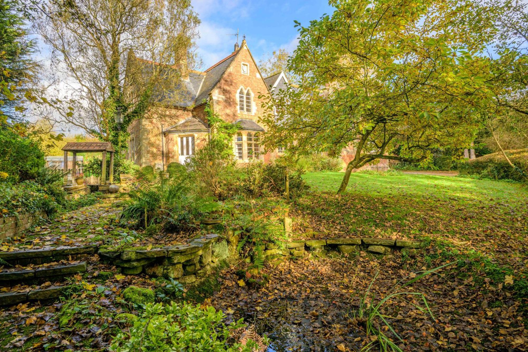 Country House With 7 Bedrooms And 3 Buildings Market Rasen Bagian luar foto